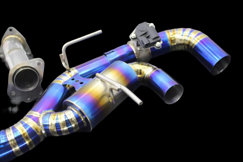 CHEVROLET C8 CORVETTE EXHAUST SYSTEM