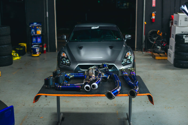 NISSAN R35 GTR EXHAUST SYSTEM